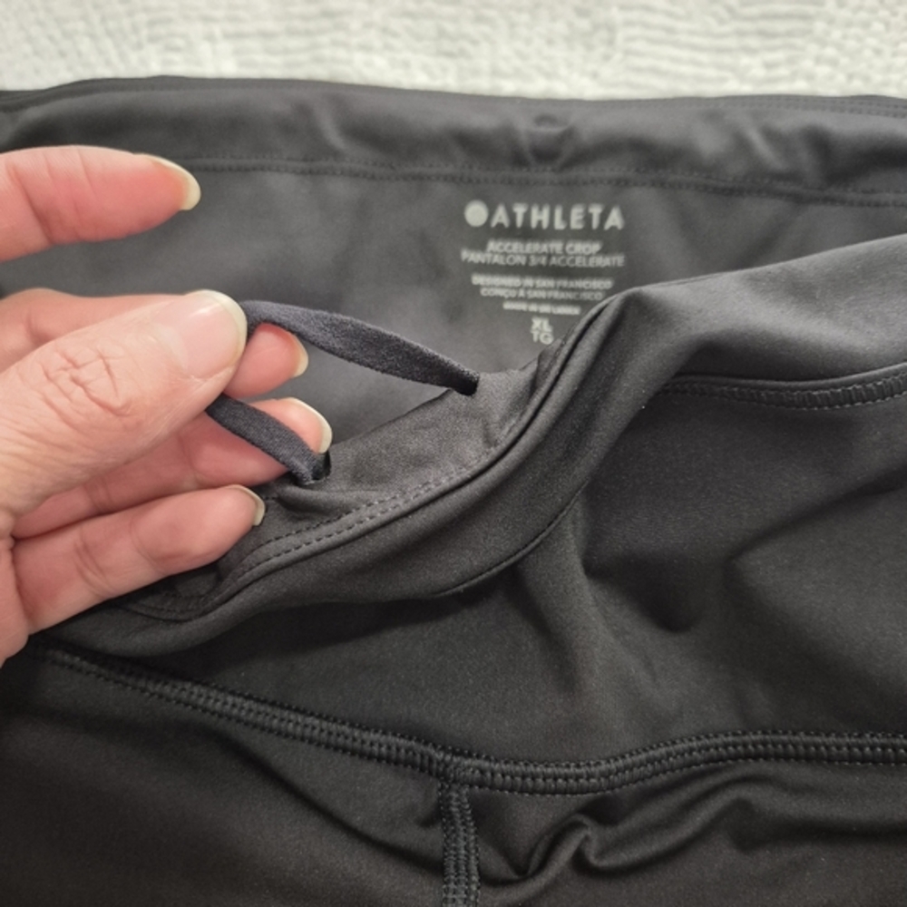 Athleta Black Cropped Leggings Stretchy Athletic Wear..SIZE:XL - Picture 10 of 11